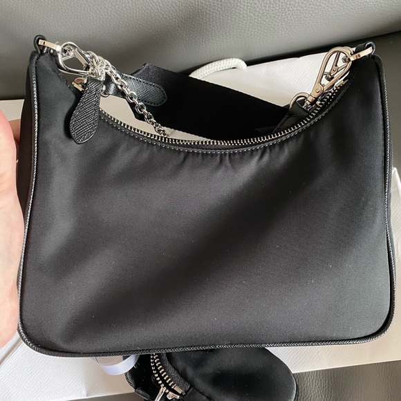 ❌SOLD❌PRADA RE-EDITION 2005 - Picture 4 of 10